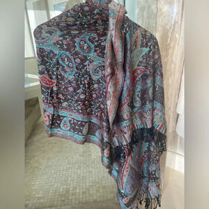 Stunning New Pashmina Silk Scarf